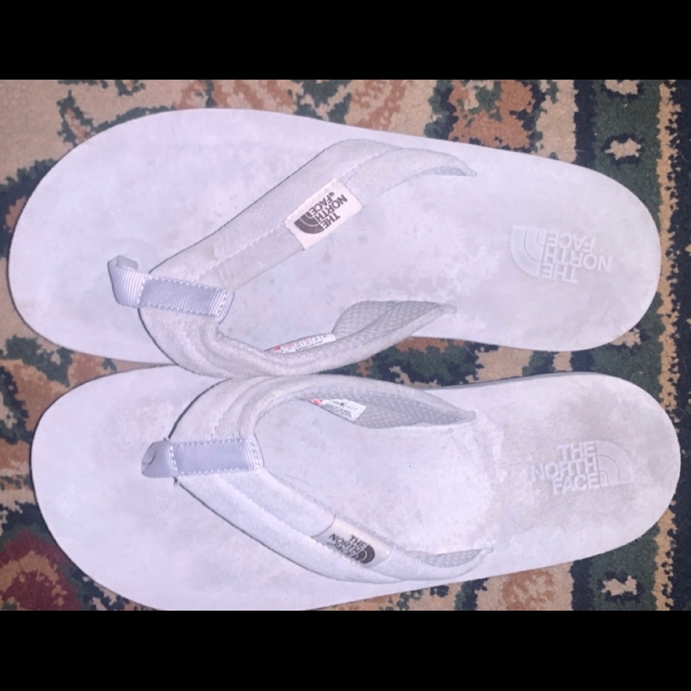 north face men’s flip flops